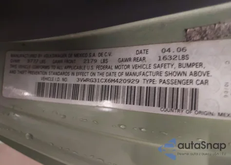 2006 Volkswagen New Beetle 2.5 z USA, uszkodzony, nr VIN 3VWRG31CX6M420929